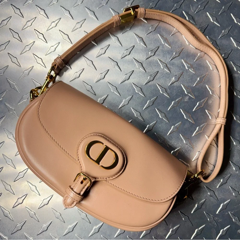 Dior Leather Bobby East West Flap Bag in Rose Peach - Picture 2 of 10